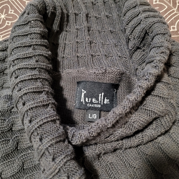 Ruelle Long Sweater Large - Picture 2 of 3